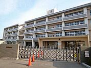 【小学校】坂ノ市小学校まで750ｍ