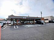 【コンビニエンスストア】セブンイレブン　萩原4丁目店まで260ｍ