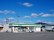 【コンビニエンスストア】ファミリーマート御坊島店様まで750ｍ