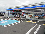 【コンビニエンスストア】ローソン岩橋店様まで450ｍ
