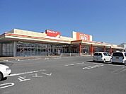 【ドラッグストア】ツルハドラッグ須賀川店まで350ｍ