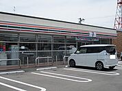 【コンビニエンスストア】セブンイレブン高鍋郵便局前店まで500ｍ