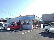 【コンビニエンスストア】ローソン宮崎城ヶ崎店まで180ｍ
