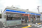 【コンビニエンスストア】ローソン岩原店まで190ｍ