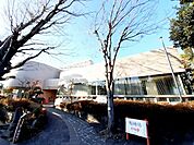 【図書館】富士宮市立中央図書館まで700ｍ