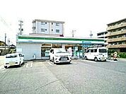 【コンビニエンスストア】ファミリーマート　新柳町店まで100ｍ
