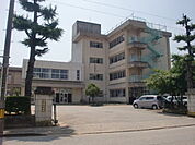 【小学校】成美小学校まで1200ｍ