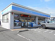 【コンビニエンスストア】ローソン紀伊内原駅前店様まで800ｍ