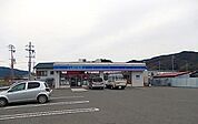 【コンビニエンスストア】ローソン紀伊内原駅前店様まで750ｍ