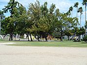 【公園】津田公園まで950ｍ