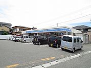 【コンビニエンスストア】ローソン徳島中前川町店様まで450ｍ