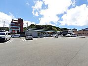 【コンビニエンスストア】ファミリーマート 中村具同店まで950ｍ