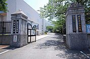【中学校】敬愛中学校まで1400ｍ