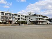 【小学校】町立府中小学校まで1000ｍ