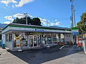 【コンビニエンスストア】ファミリーマート四国中央大柏店まで1201ｍ