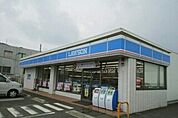 【コンビニエンスストア】ローソン高松鶴市町店さんまで180ｍ