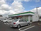 【コンビニエンスストア】ファミリーマート観音寺中田井店まで1200ｍ