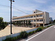 【小学校】丸亀市立城東小学校まで850ｍ