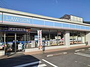 【コンビニエンスストア】ローソン 湯布院野田店まで800ｍ