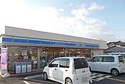 【コンビニエンスストア】ローソン東近江東沖野三丁目店様まで650ｍ