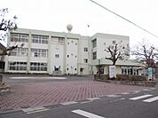 【小学校】甲南第一小学校まで1122ｍ