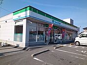 【コンビニエンスストア】ファミリーマート堀江店様まで220ｍ