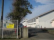 【小学校】五泉小学校まで1300ｍ