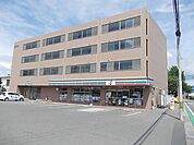 【コンビニエンスストア】セブンイレブン  伊那狐島店まで500ｍ