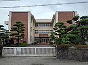 【小学校】観音寺市立一ノ谷小学校まで900ｍ