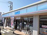 【コンビニエンスストア】ローソン様まで423ｍ