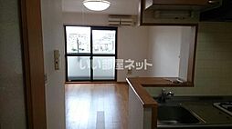 レジデンスＡｙｕ 302 3階1Kのリビング/ダイニング