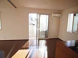 ステラＢ棟 201 2階1LDKのリビング/ダイニング