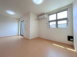 ジュネス原1番館 203 2階1LDKのリビング/ダイニング