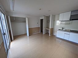 ビジュービスタ　III棟 102 1階ワンルームのリビング/ダイニング