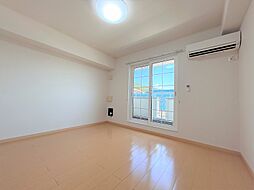 シャトーミロワール 202 2階1LDKのリビング/ダイニング