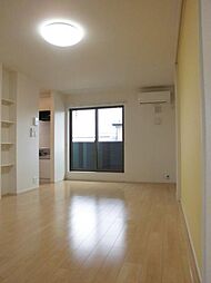 エターナル 203 2階1LDKのリビング/ダイニング