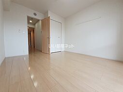 ヴィラ・サンリット　V 502 5階1Kのリビング/ダイニング