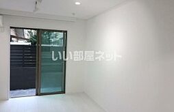 ヴィエント 104 1階ワンルームのリビング/ダイニング