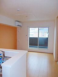 セレノカーサＯＭＩ 203 2階2LDKのリビング/ダイニング