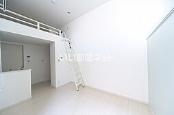 エール賑 101 1階ワンルームのリビング/ダイニング