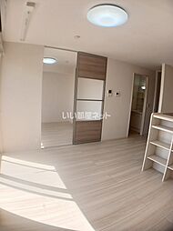 Ｐｌｅａｓｕｒｅ（プレジャー） 202 2階3LDKのリビング/ダイニング