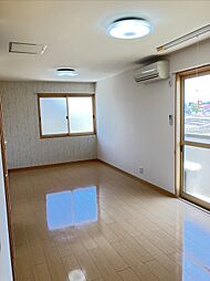 リビングタウン渡橋　A棟 A202 2階ワンルームのリビング/ダイニング