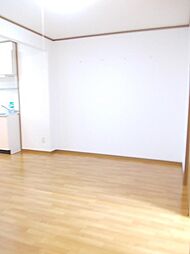 エヴァーグリーンＣ 102 1階2LDKのリビング/ダイニング