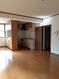 メゾンかしの木 102 1階2LDKのリビング/ダイニング