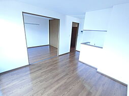 ロイヤルパレス　II 2階2LDKのリビング/ダイニング