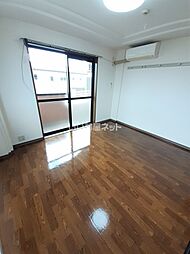 ローズガーデン青山 201 2階1DKのリビング/ダイニング