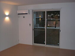 シャルマン本町 102 1階1LDKのリビング/ダイニング