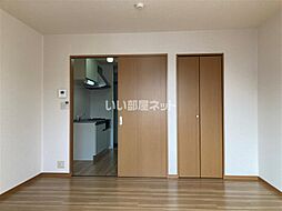 ハイツ，エクレール 201 2階1Kのリビング/ダイニング