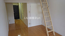 セントラルリバーII 203 2階ワンルームのリビング/ダイニング