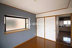 ロイヤルパレス徳倉 202 2階2DKのリビング/ダイニング